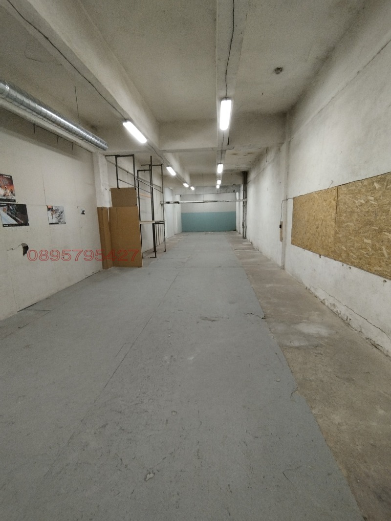 A louer  Stockage Sofia , Hladilnika , 150 m² | 96072935