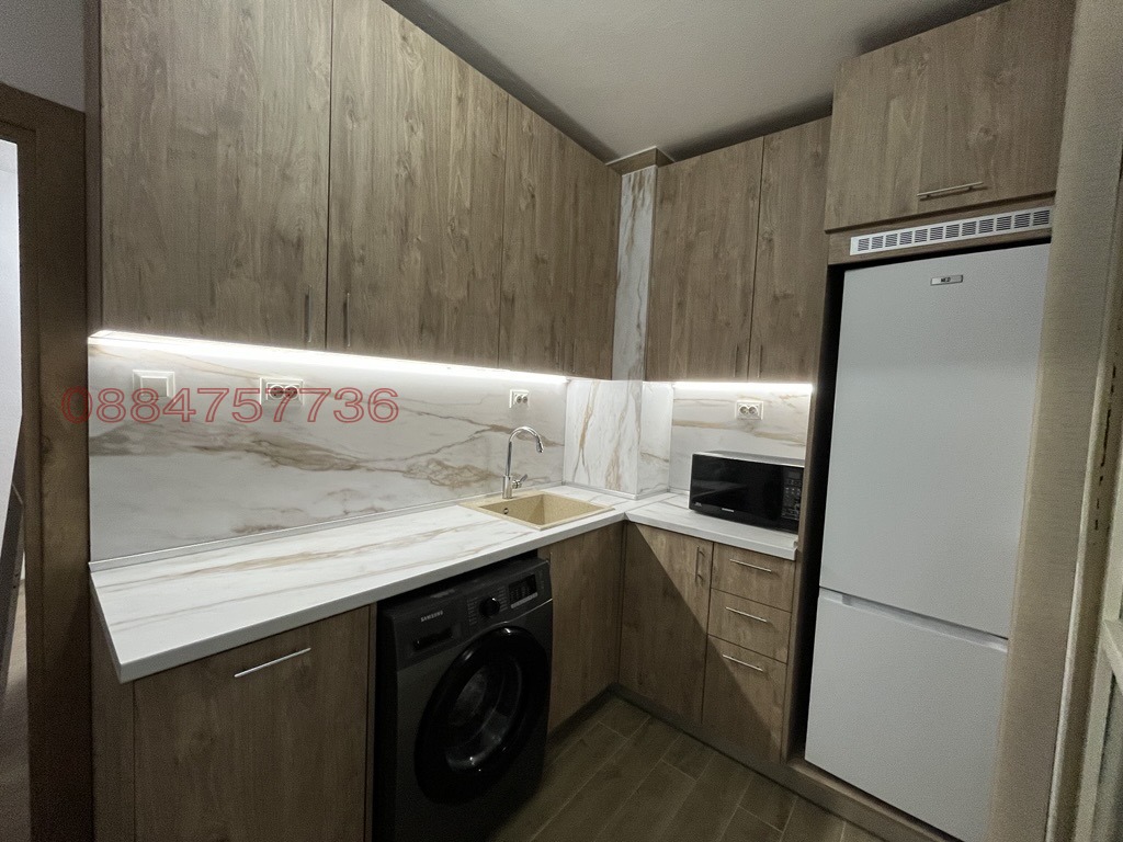 2-стаен, 70 кв.м, Гранд Мол