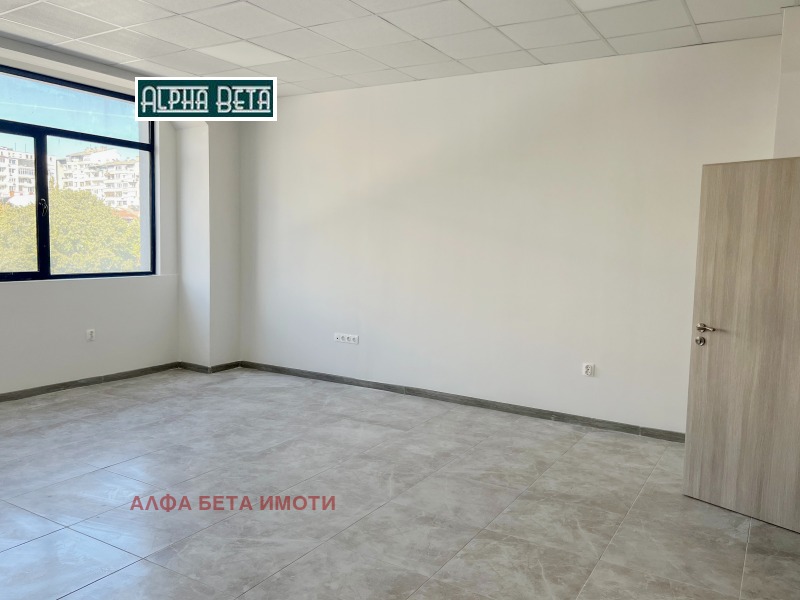 K pronájmu  Kancelář Stara Zagora , Centar , 36 m2 | 15090047