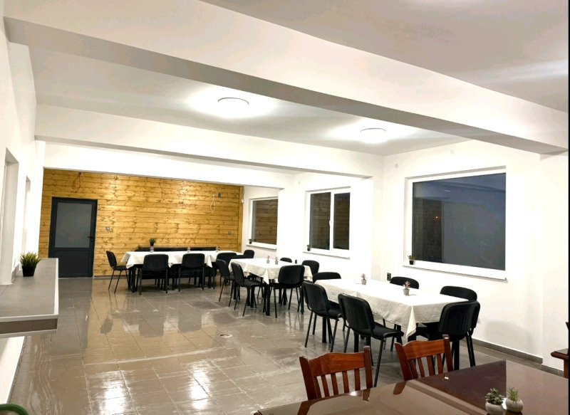 För uthyrning  Hotell Sofia , Volujak , 900 kvm | 47778683 - bild [9]