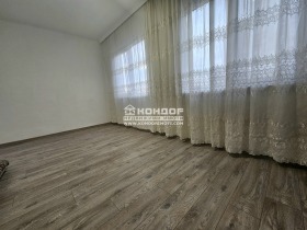 3-стаен град Пловдив, Тракия 8