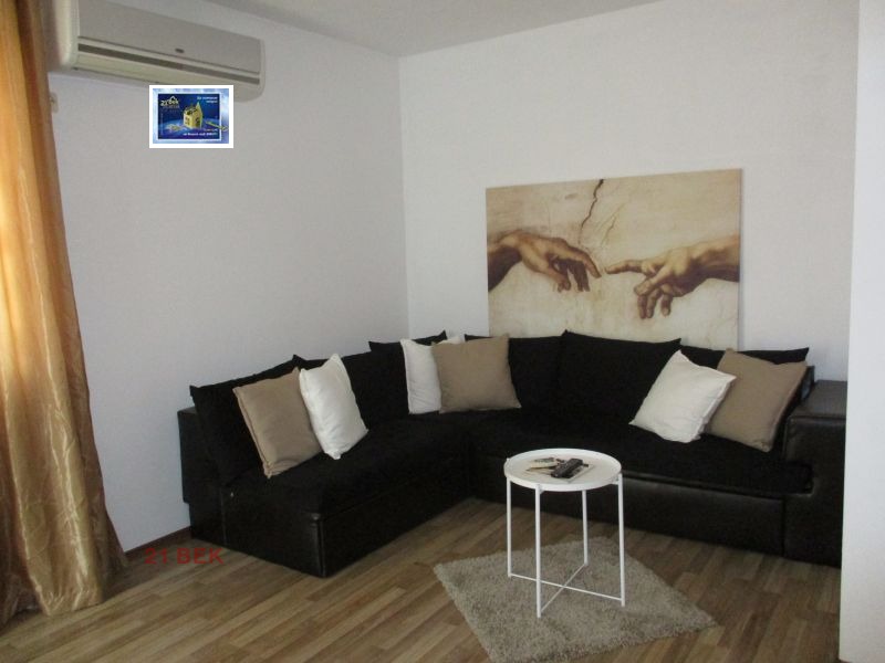 Til leje  1 soveværelse Plovdiv , Tsentar , 70 kvm | 94572431