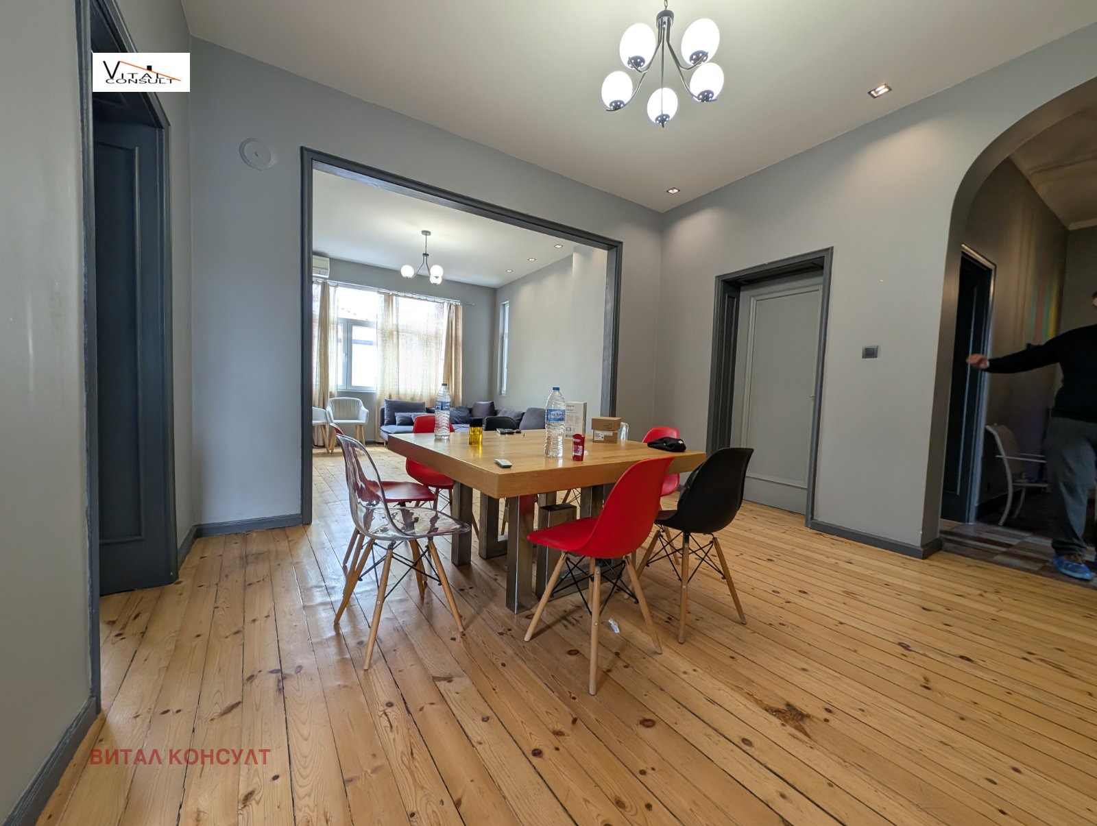 Дава под наем 3-СТАЕН, гр. София, Център, снимка 2 - Апартаменти - 54085579