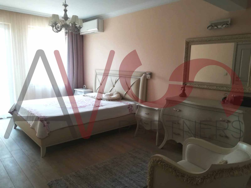 Til leie  2 soverom Sofia , Tsentar , 91 kvm | 50338370 - bilde [4]