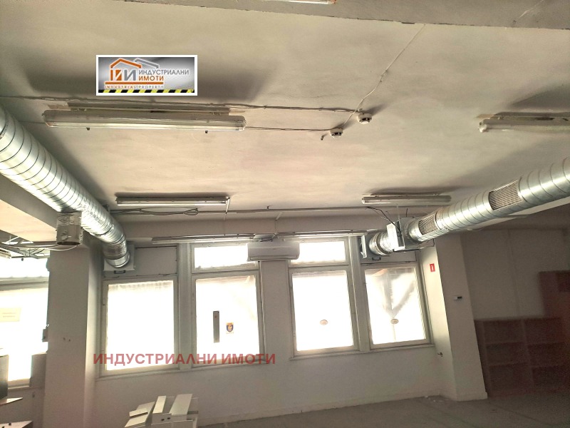 Do wynajęcia  Budynek przemysłowy Plowdiw , Industrialna zona - Jug , 560 mkw | 92303222 - obraz [4]