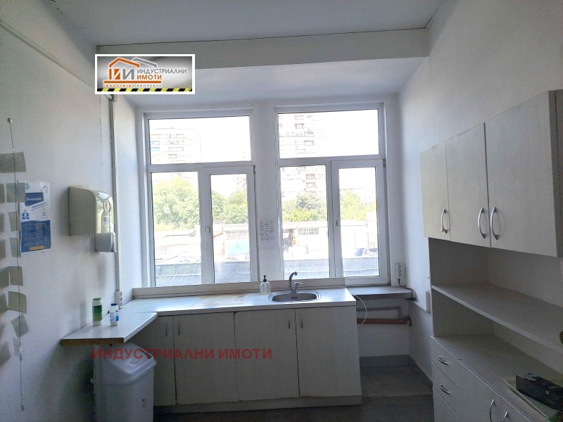 Do wynajęcia  Budynek przemysłowy Plowdiw , Industrialna zona - Jug , 560 mkw | 92303222 - obraz [7]