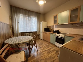 1 quarto Lozenec, Sofia 1