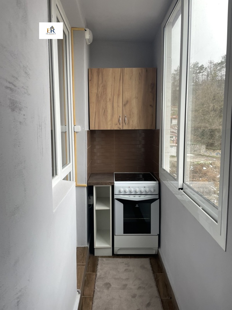 Дава под наем 2-СТАЕН, гр. Плевен, Идеален център, снимка 4 - Апартаменти - 53354036