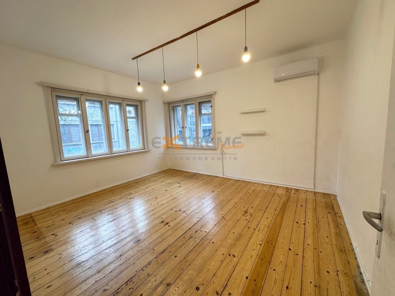 Дава под наем КЪЩА, гр. Варна, Гръцка махала, снимка 6 - Къщи - 53415034