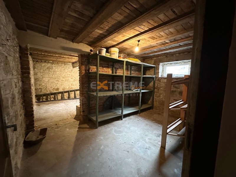 Дава под наем КЪЩА, гр. Варна, Гръцка махала, снимка 13 - Къщи - 53415034