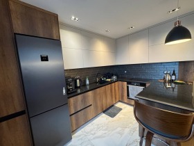 ����� ���� ��� ���� 3-�����,���� �����, ������>