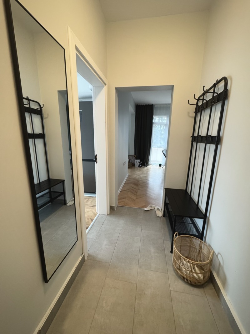 Дава под наем 2-СТАЕН, гр. София, Лозенец, снимка 8 - Апартаменти - 53240975