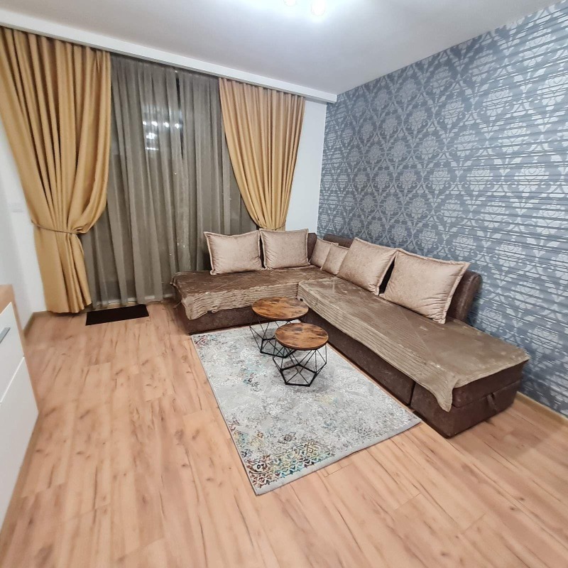 Дава под Наем 2-СТАЕН в град София, Зона Б-5 - 76 кв.м / 750 € » 1 466.87 лв., РЕВОЛЮШЪН ЕСТЕЙТ РЕНТ