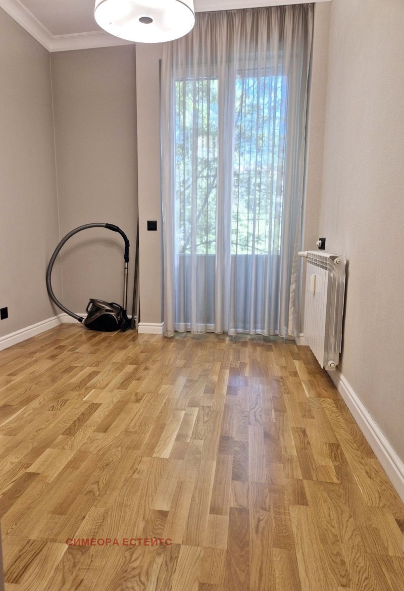 Te huur  2 slaapkamers Sofia , Doktorski pametnik , 77 m² | 19601892 - afbeelding [8]