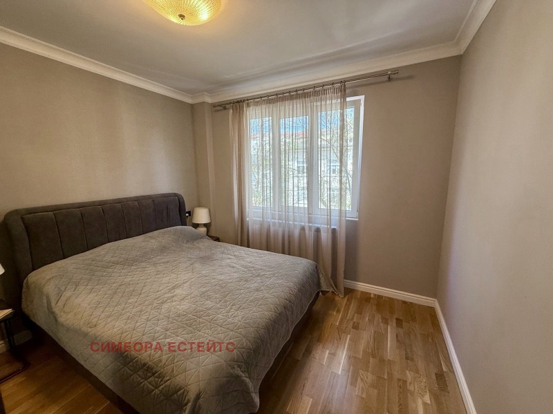 Te huur  2 slaapkamers Sofia , Doktorski pametnik , 77 m² | 19601892 - afbeelding [5]