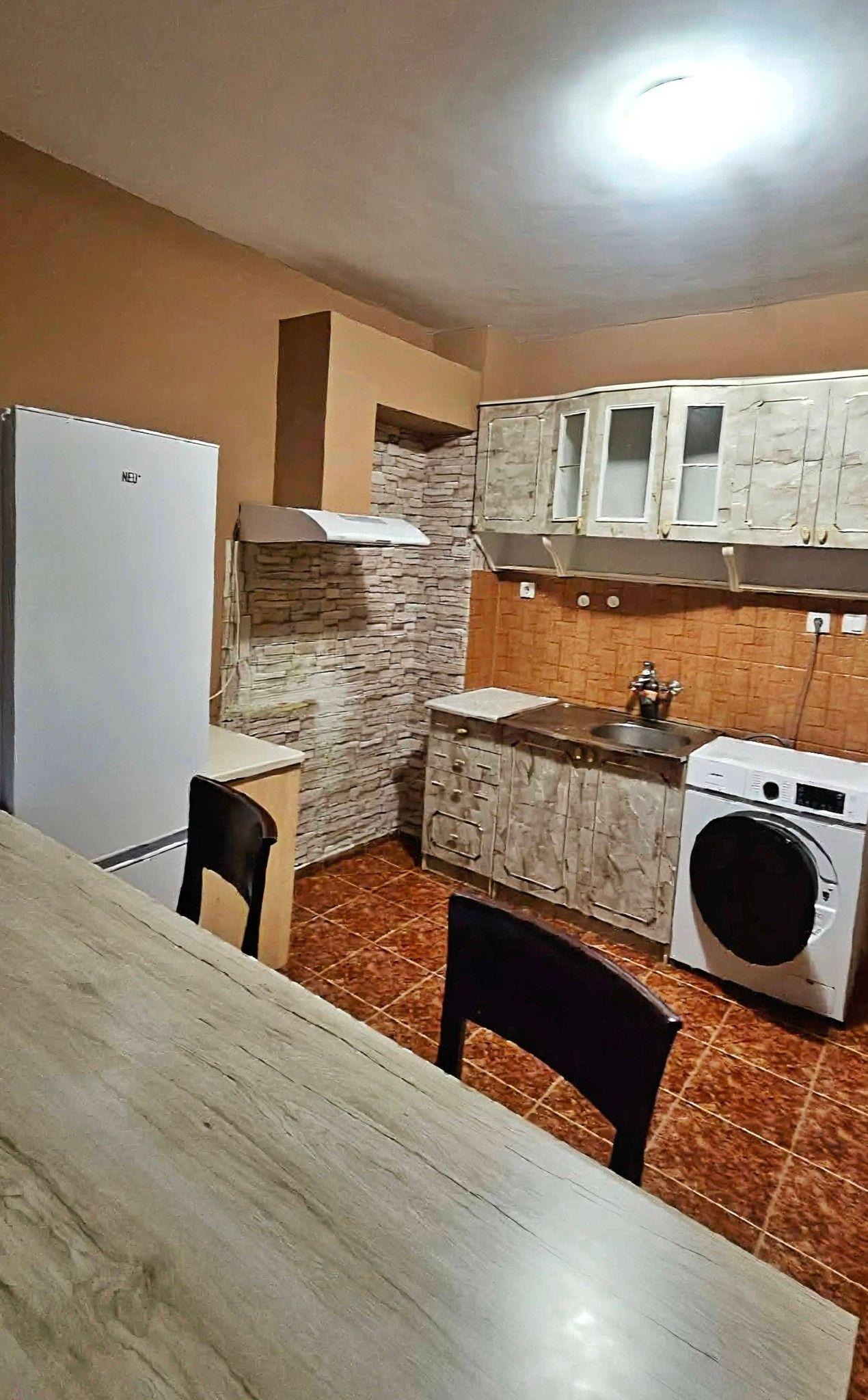 Дава под наем 2-СТАЕН, гр. София, Зона Б-5, снимка 3 - Апартаменти - 55308426