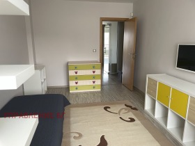 3 camere da letto Oborishte, Sofia 11