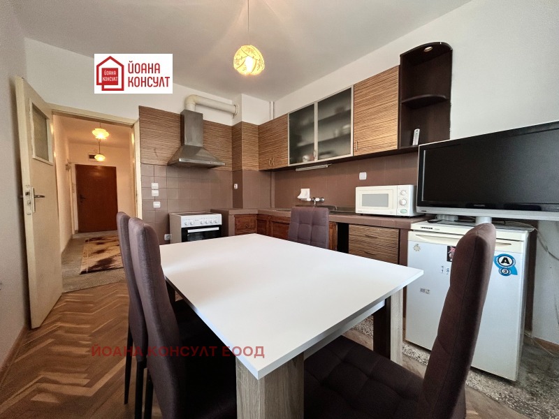 Дава под наем 2-СТАЕН, гр. Плевен, Широк център