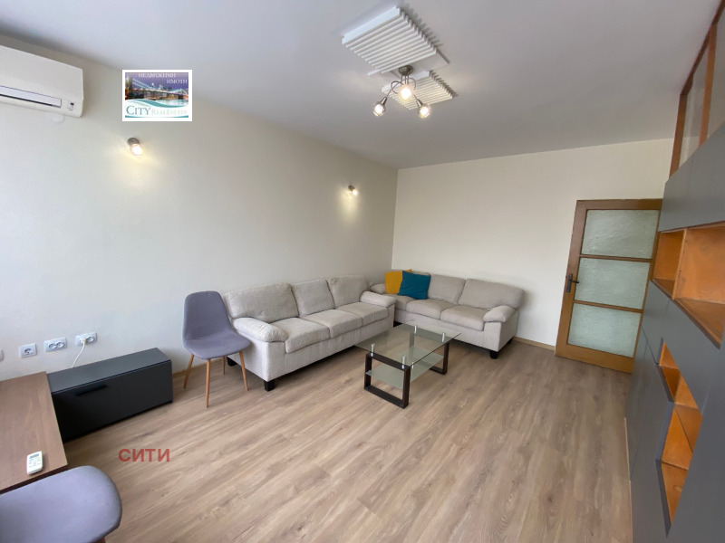 Дава под наем ОФИС, гр. Пловдив, Център