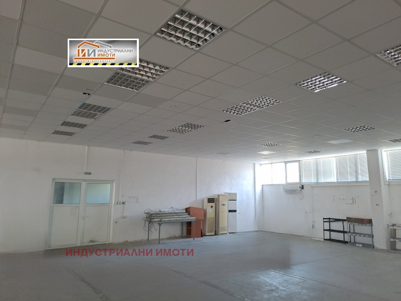 Издаје се  Складиште Пловдив , Индустриална зона - Јyг , 432 м2 | 99713267 - слика [3]
