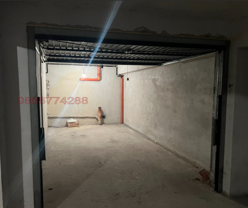 Дава под наем ГАРАЖ, ПАРКОМЯСТО, гр. Стара Загора, Никола Петков, снимка 3 - Гаражи и паркоместа - 52769874