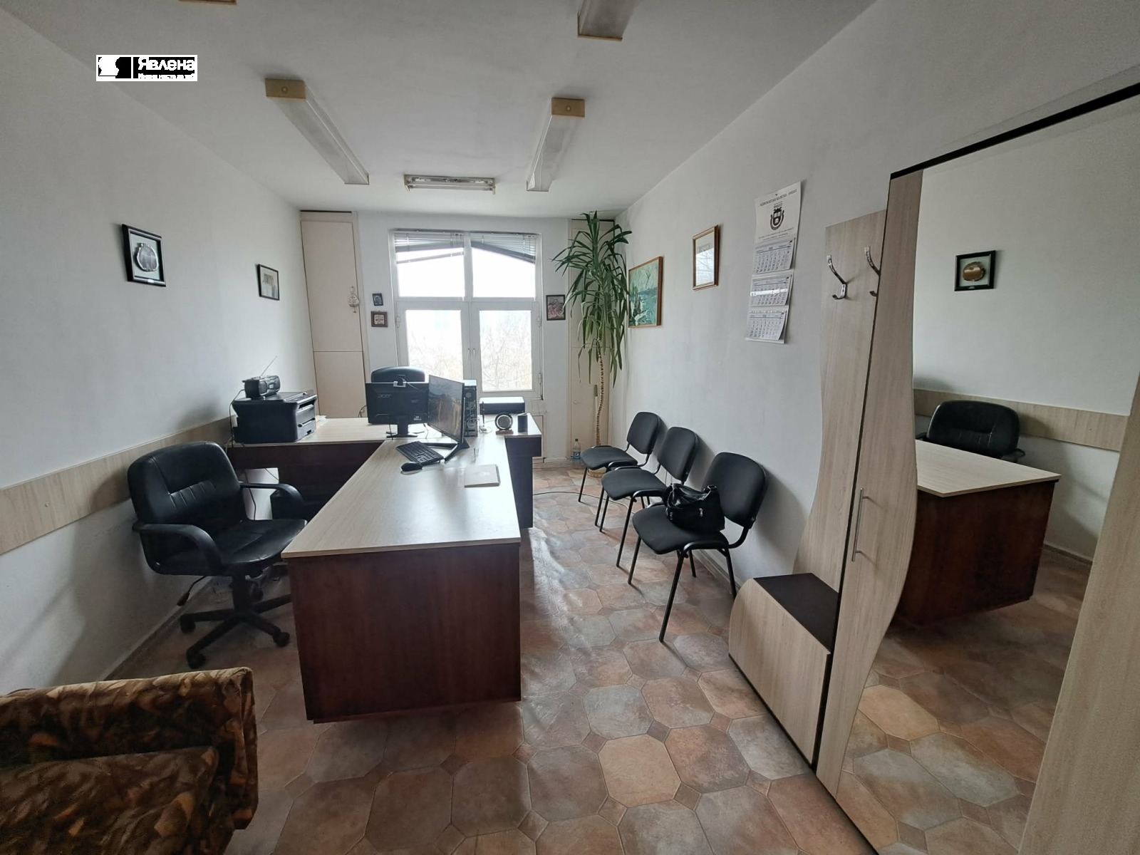 Дава под наем ОФИС, гр. Ямбол, Център