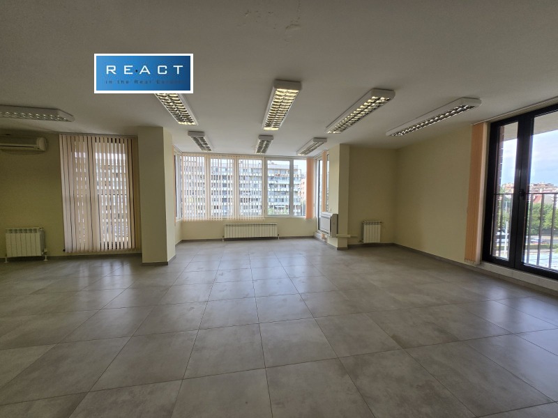 Дава под Наем ОФИС в град София, Гоце Делчев - 122 кв.м / 1 220 € » 2 386.11 лв., РЕАКТ