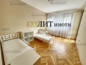 ���� ��� ���� 4-����� | Imot.bg � ����� ������ 10
