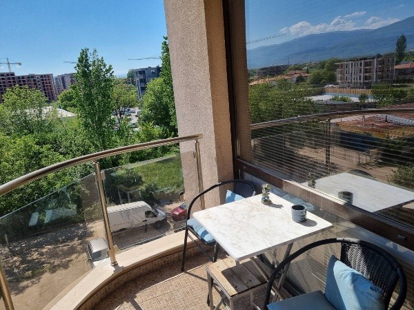 En renta  1 dormitorio Plovdiv , Jristo Smirnenski , 55 metros cuadrados | 78681466