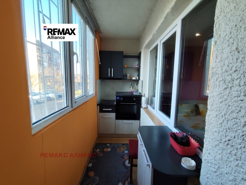 Дава под наем 2-СТАЕН, гр. Перник, Тева, снимка 7 - Апартаменти - 53093805