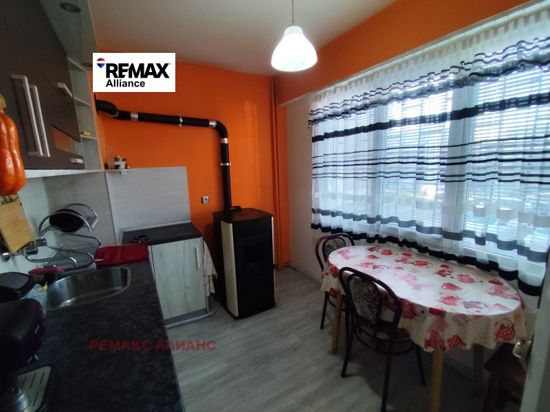 Дава под наем 2-СТАЕН, гр. Перник, Тева, снимка 9 - Апартаменти - 53093805