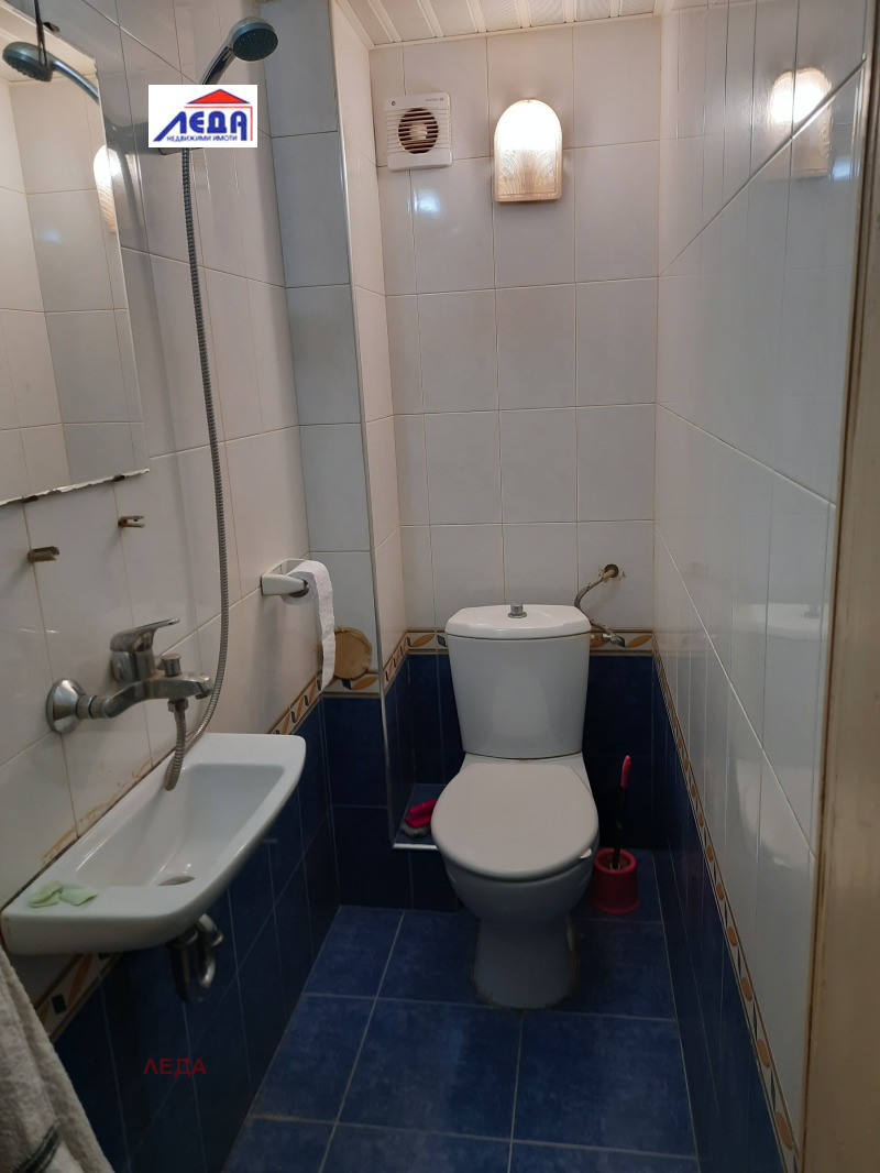 Da affittare  2 camere da letto Pleven , Shirok tsentar , 100 mq | 74055347 - Immagine [12]