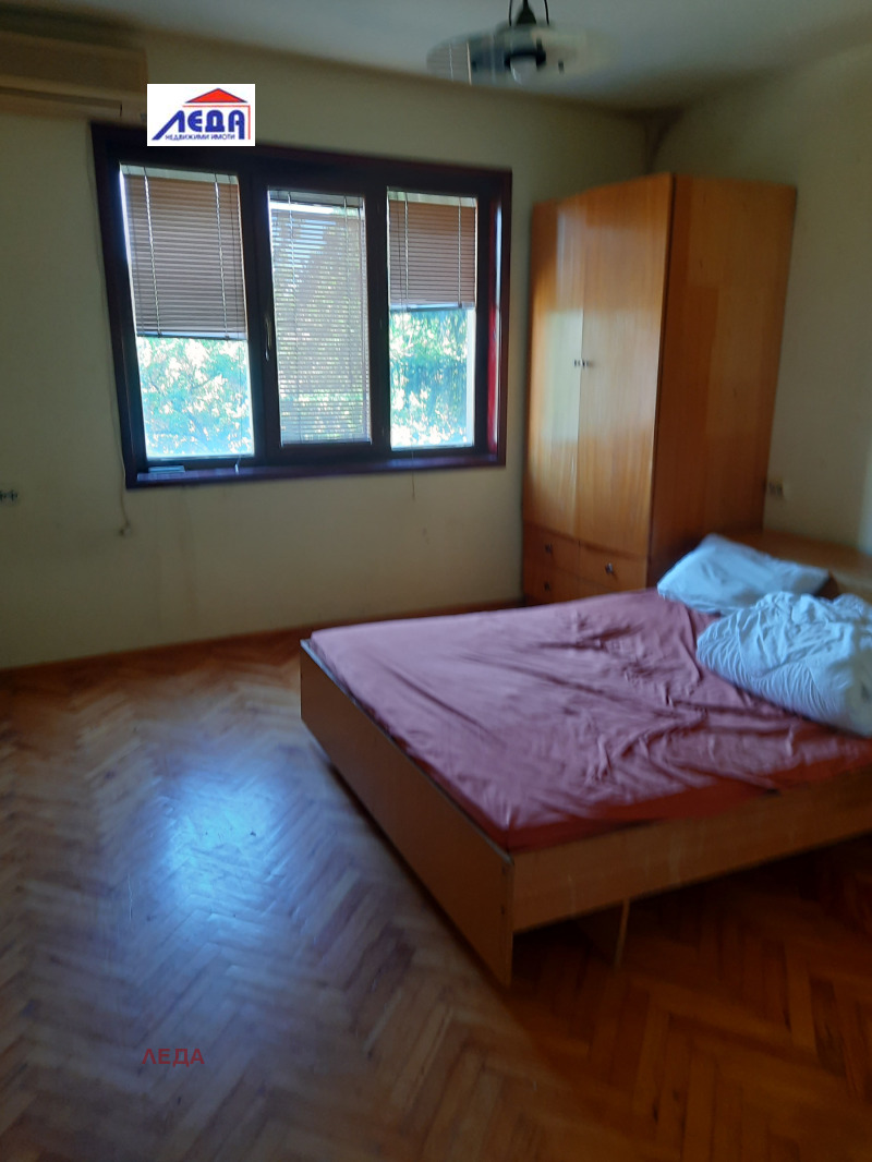 Da affittare  2 camere da letto Pleven , Shirok tsentar , 100 mq | 74055347 - Immagine [10]