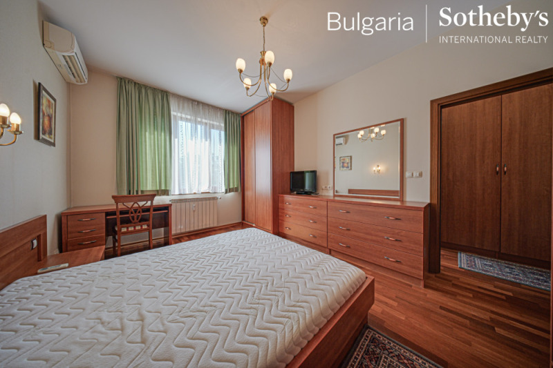 Дава под наем  3-стаен град София , Център , 87 кв.м | 96087986 - изображение [12]