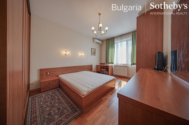 Дава под наем  3-стаен град София , Център , 87 кв.м | 96087986 - изображение [10]