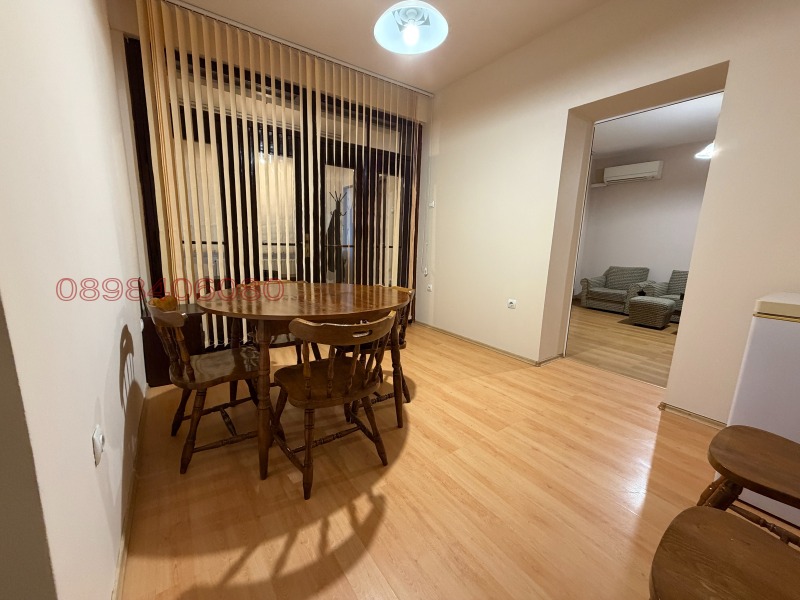 Дава под наем ЕТАЖ ОТ КЪЩА, гр. Шумен, Херсон, снимка 10 - Етаж от къща - 52590427