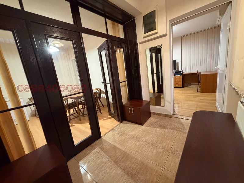 Дава под наем ЕТАЖ ОТ КЪЩА, гр. Шумен, Херсон, снимка 8 - Етаж от къща - 52590427