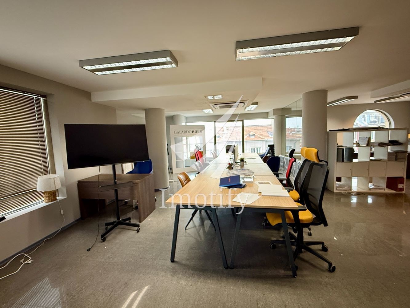 Дава под наем ОФИС, гр. София, Център, снимка 2 - Офиси - 53105109