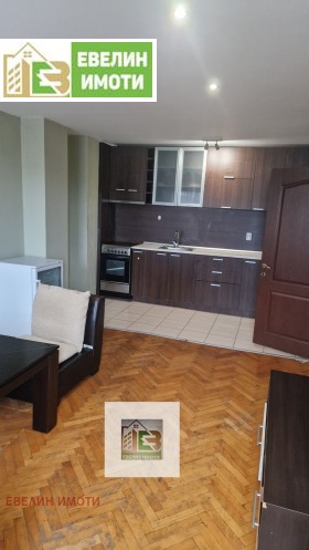 1 dormitorio Shirok tsentar, Ruse 1