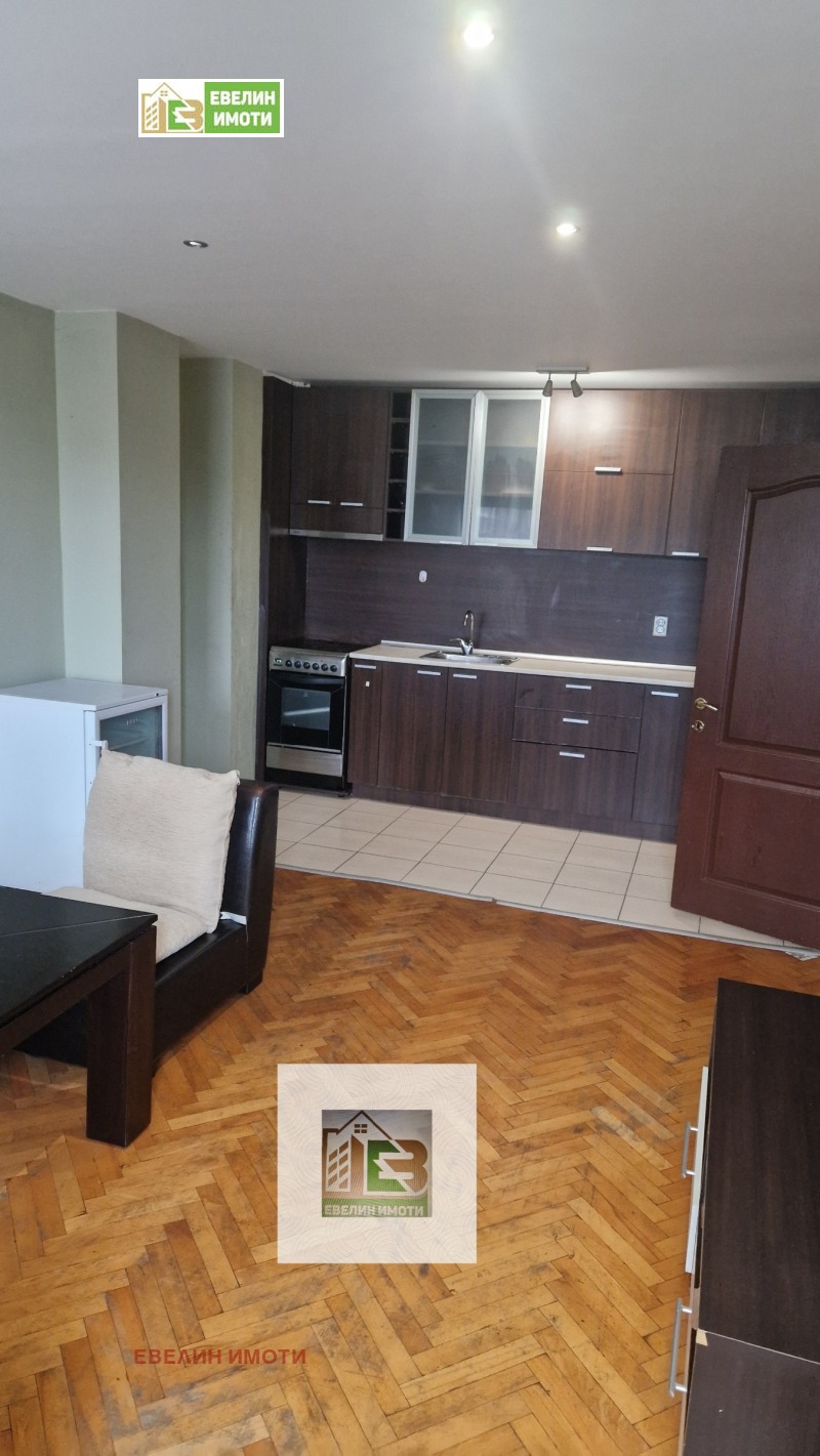 En renta  1 dormitorio Ruse , Shirok tsentar , 50 metros cuadrados | 73769508