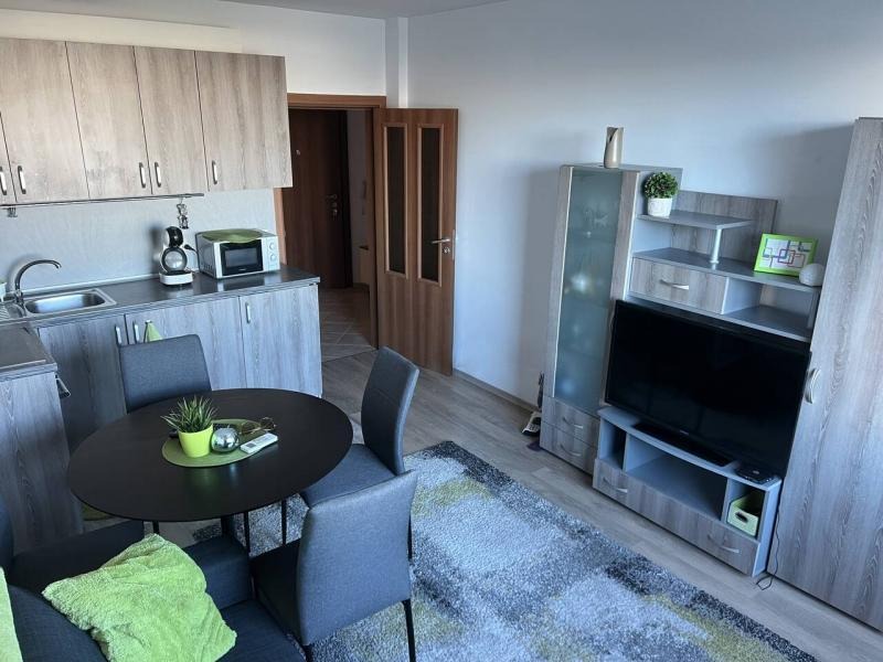 Vuokrattavana  1 makuuhuone Burgas , Tsentar , 51 neliömetriä | 14240180 - kuva [2]