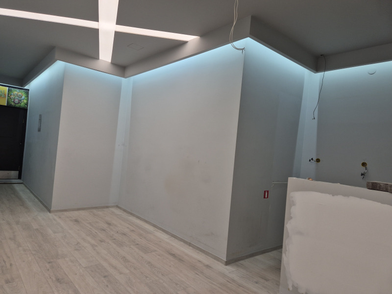 Дава под наем МАГАЗИН, гр. Стара Загора, Център, снимка 2 - Магазини - 53216113