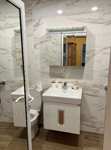 Дава под наем 2-СТАЕН, гр. София, Изгрев, снимка 6 - Апартаменти - 53883368