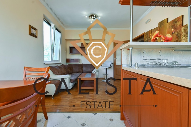 Издаје се  2 спаваће собе Софија , Центар , 86 м2 | 37610110 - слика [2]