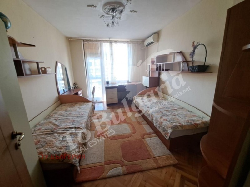 Дава под наем 3-СТАЕН, гр. Велико Търново, Център, снимка 3 - Апартаменти - 53041699