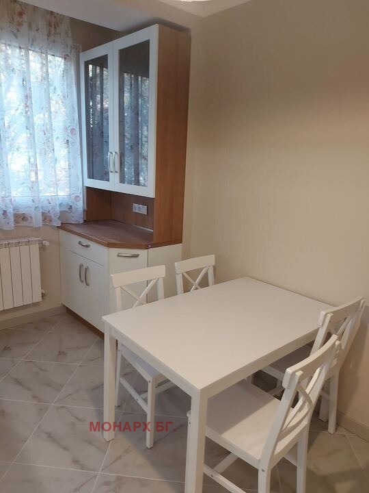 De inchiriat  2 dormitoare Sofia , Iztoc , 92 mp | 11847258 - imagine [3]