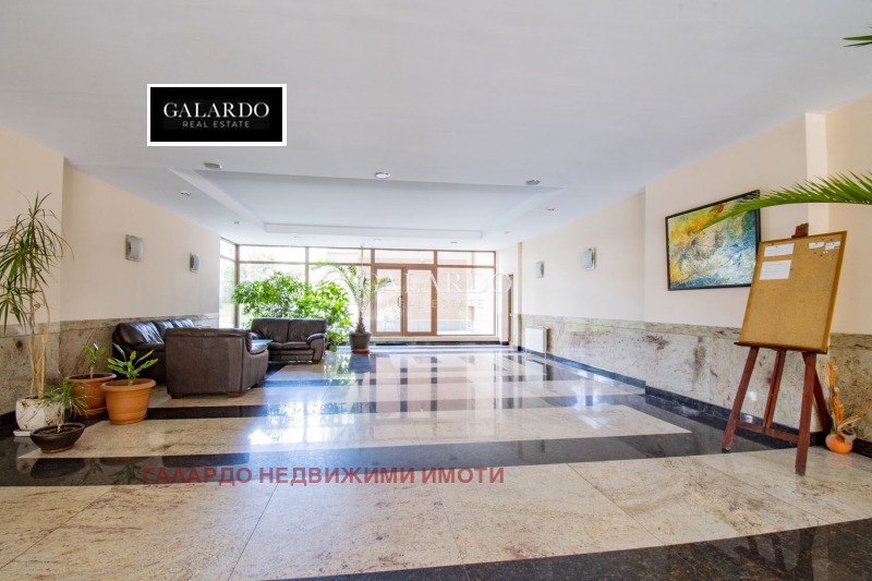 Дава под наем 4-СТАЕН, гр. София, Лозенец, снимка 16 - Апартаменти - 53022376