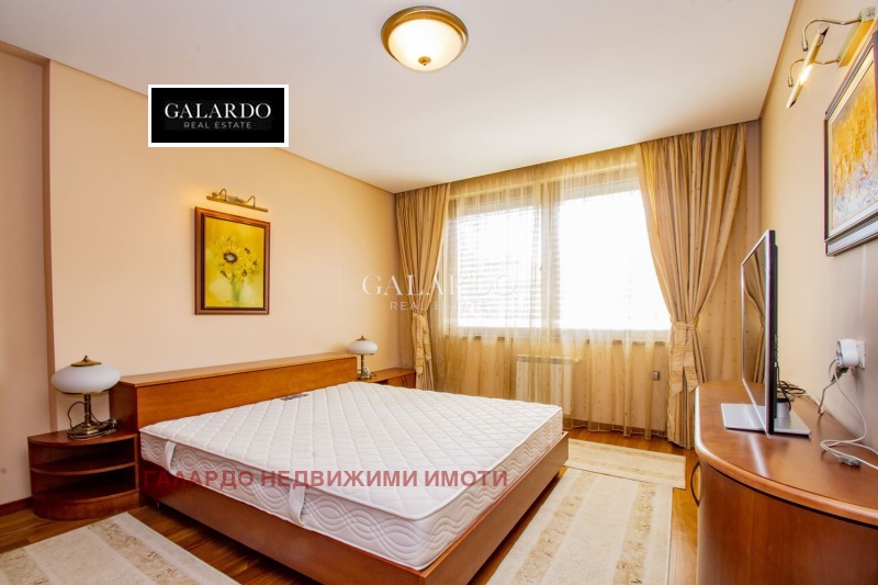 Дава под наем 4-СТАЕН, гр. София, Лозенец, снимка 6 - Апартаменти - 53022376