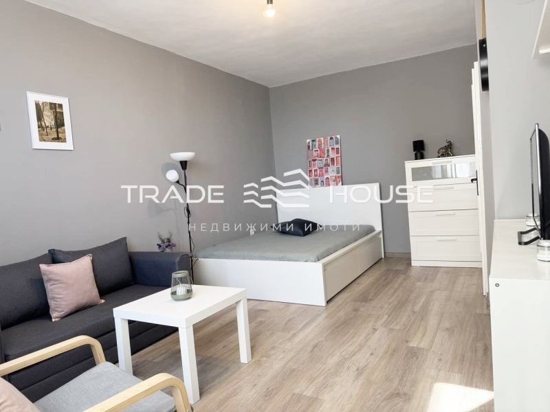 For Rent  Studio Plovdiv , Tsentar , 40 sq.m | 15929422