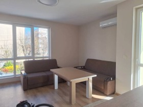 1 chambre Zapad, Pazardjik 1